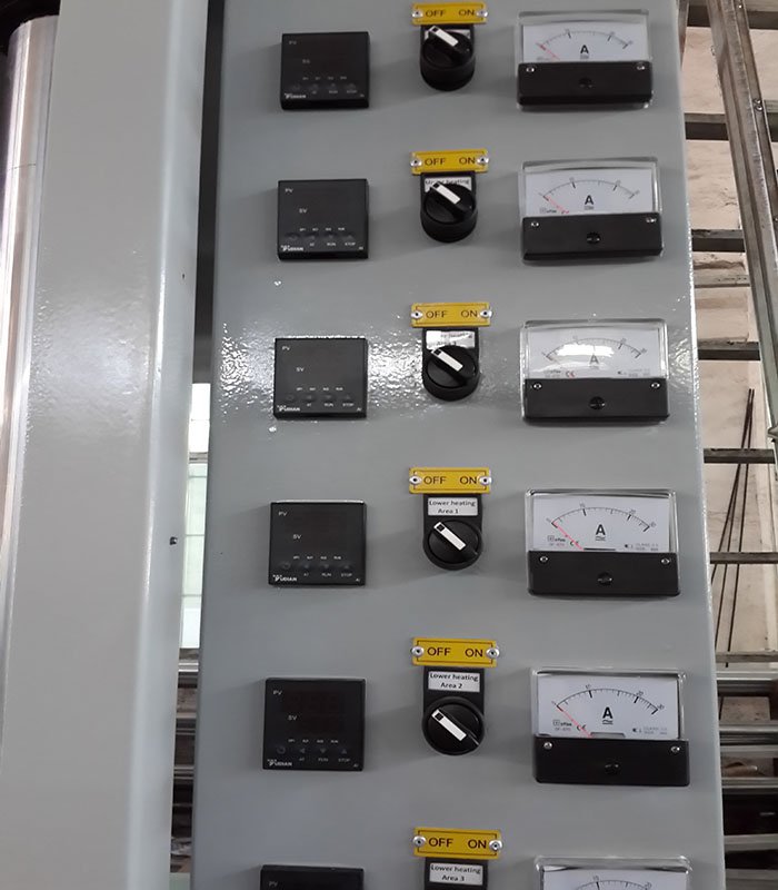 1000 Tons Carbon Fiber Thermoforming Servo Hydraulic Press（3）