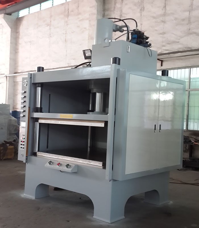 1000 Tons Carbon Fiber Thermoforming Servo Hydraulic Press（4）