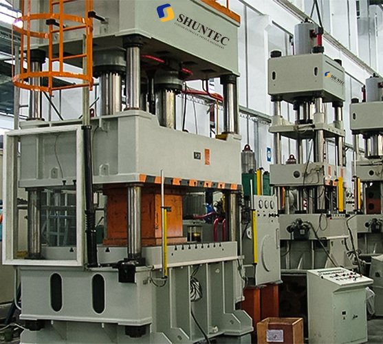 Related Factors Causing Leakage Of Four-Pillar Hydraulic Press