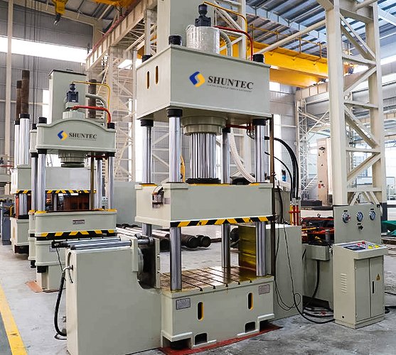 Features of 315-ton three-beam four-column hydraulic press